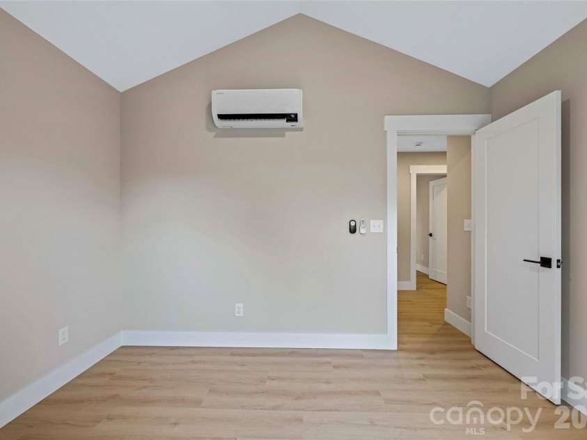 112 Baldwin Road, Arden, NC 28704.  MLS# CAR4333650, YatesRealty ID 10757. 
