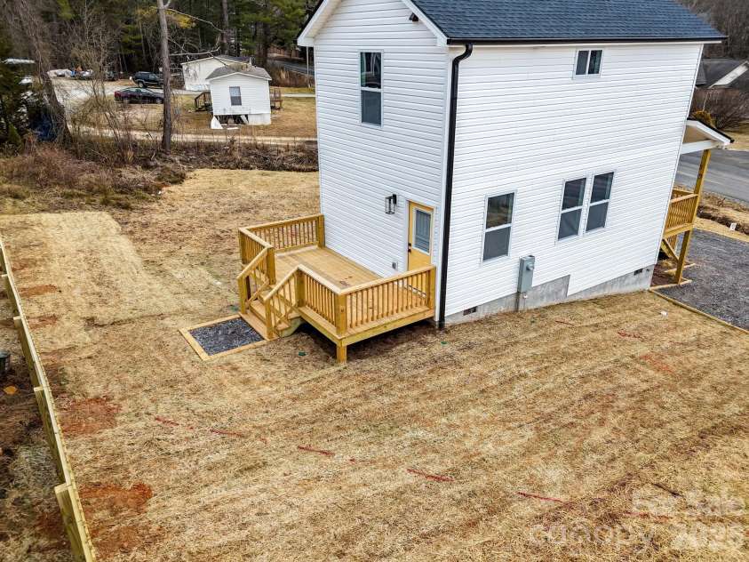 112 Baldwin Road, Arden, NC 28704.  MLS# CAR4333650, YatesRealty ID 10757. 