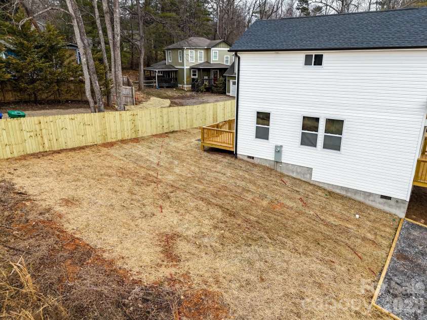 112 Baldwin Road, Arden, NC 28704.  MLS# CAR4333650, YatesRealty ID 10757. 