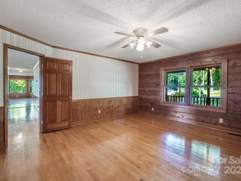 993 Jackson Road, Fort Lawn, SC 29714.  MLS# CAR4279269, YatesRealty ID 10757. 