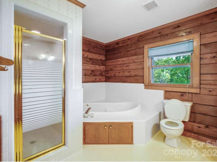 993 Jackson Road, Fort Lawn, SC 29714.  MLS# CAR4279269, YatesRealty ID 10757. 