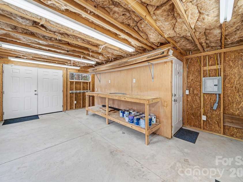 10316 Stornoway Court, Mint Hill, NC 28227.  MLS# CAR4350526, YatesRealty ID 10758. Detached Building Workshop