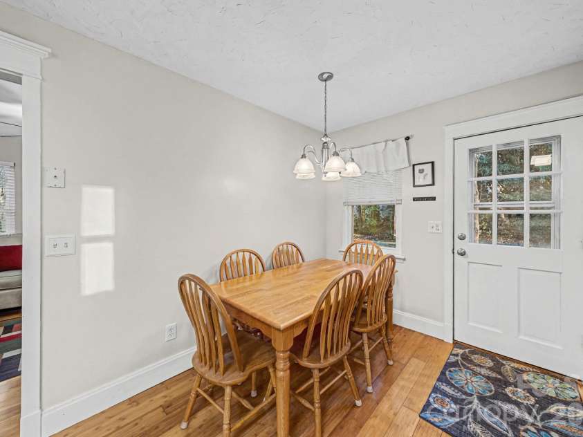 10316 Stornoway Court, Mint Hill, NC 28227.  MLS# CAR4350526, YatesRealty ID 10758. Dining Area