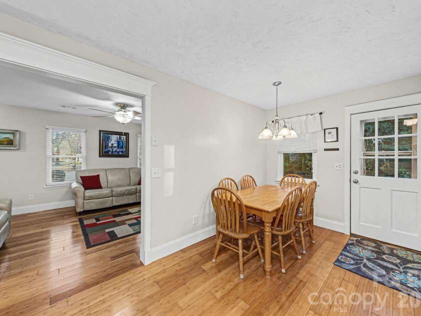 10316 Stornoway Court, Mint Hill, NC 28227.  MLS# CAR4350526, YatesRealty ID 10758. Dining Area