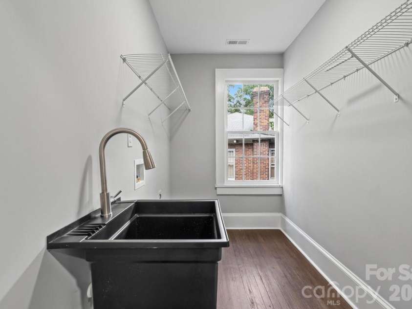 303 Lancaster Avenue, Monroe, NC 28112.  MLS# CAR4352576, YatesRealty ID 10759. 