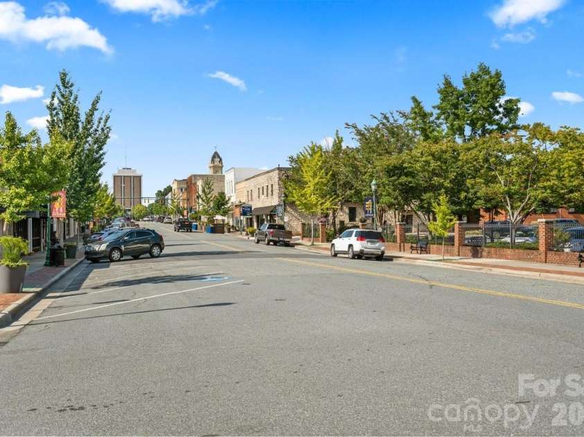 303 Lancaster Avenue, Monroe, NC 28112.  MLS# CAR4352576, YatesRealty ID 10759. 