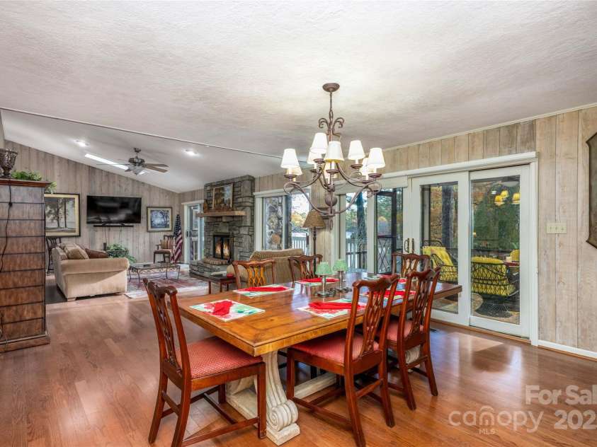 572 East Shore Drive, Lake Toxaway, NC 28747.  MLS# CAR4320396, YatesRealty ID 1076. 