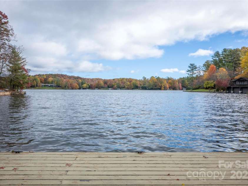 572 East Shore Drive, Lake Toxaway, NC 28747.  MLS# CAR4320396, YatesRealty ID 1076. 