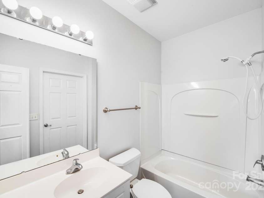 6112 Creft Circle, Indian Trail, NC 28079.  MLS# CAR4276140, YatesRealty ID 1076. 