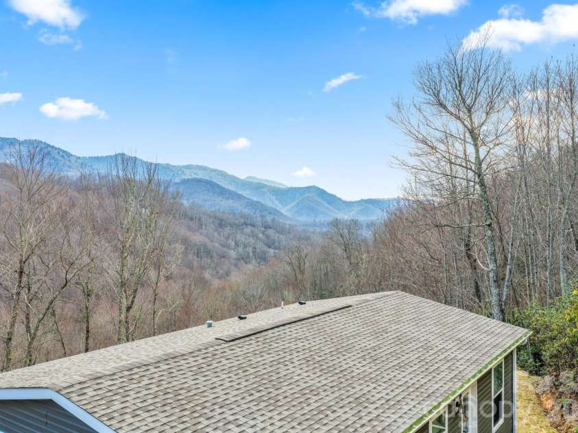 328 Mountain Lion Trail, Maggie Valley, NC 28751.  MLS# CAR4353533, YatesRealty ID 10760. 
