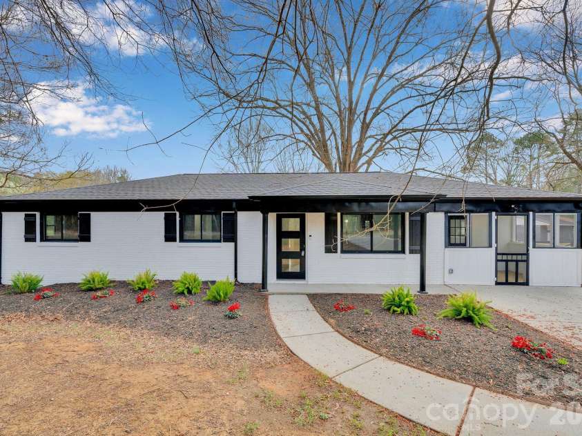 10628 Connell Road, Mint Hill, NC 28227.  MLS# CAR4344452, YatesRealty ID 10761. 