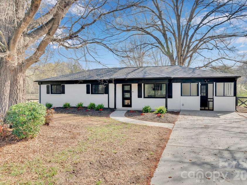 10628 Connell Road, Mint Hill, NC 28227.  MLS# CAR4344452, YatesRealty ID 10761. 