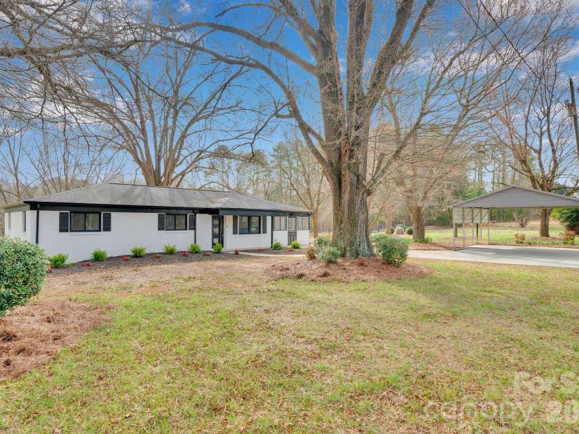 10628 Connell Road, Mint Hill, NC 28227.  MLS# CAR4344452, YatesRealty ID 10761. 