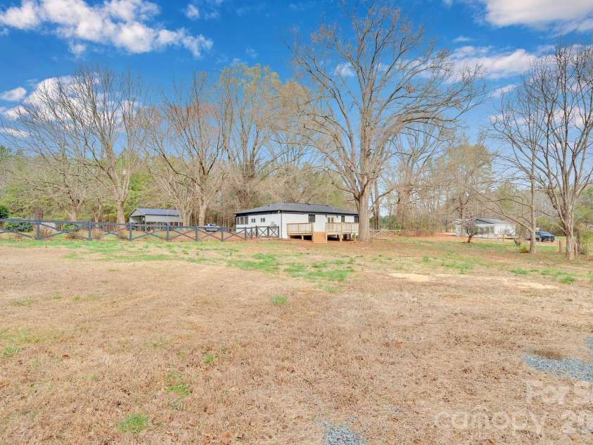 10628 Connell Road, Mint Hill, NC 28227.  MLS# CAR4344452, YatesRealty ID 10761. 