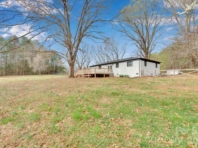 10628 Connell Road, Mint Hill, NC 28227.  MLS# CAR4344452, YatesRealty ID 10761. 