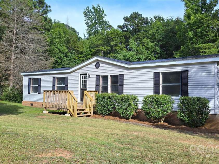 668 Osteen Road, York, SC 29745.  MLS# CAR4282372, YatesRealty ID 10762. 