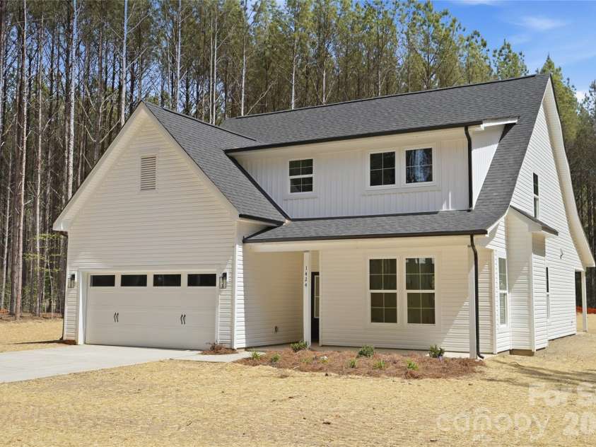 1424 Quiver Way, York, SC 29745.  MLS# CAR4364911, YatesRealty ID 10764. 