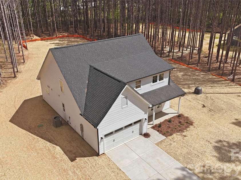 1424 Quiver Way, York, SC 29745.  MLS# CAR4364911, YatesRealty ID 10764. 