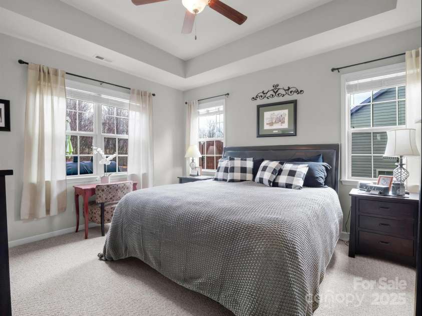 8 Mallard Run Drive, Arden, NC 28704.  MLS# CAR4238190, YatesRealty ID 10764. Primary Bedroom on the main level.