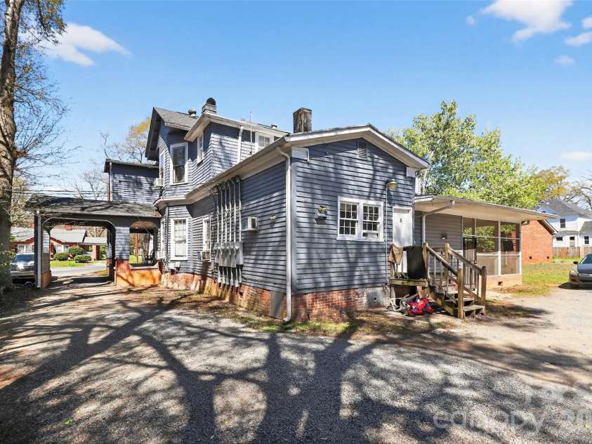 309 Morgan Street, Wadesboro, NC 28170.  MLS# CAR4356330, YatesRealty ID 10766. 