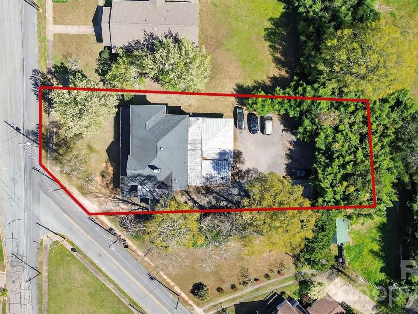 309 Morgan Street, Wadesboro, NC 28170.  MLS# CAR4356330, YatesRealty ID 10766. 