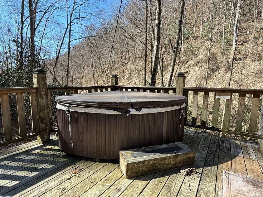 1080 Wolf Branch Road, Marshall, NC 28753.  MLS# CAR4233203, YatesRealty ID 10767. 