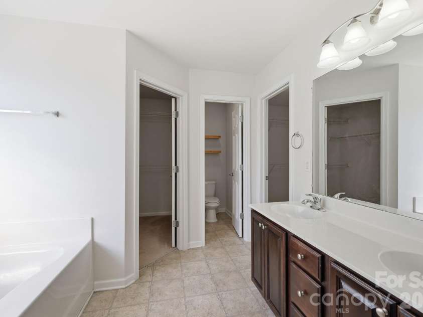 197 Roanoke Road, Fletcher, NC 28732.  MLS# CAR4399484, YatesRealty ID 10767. 