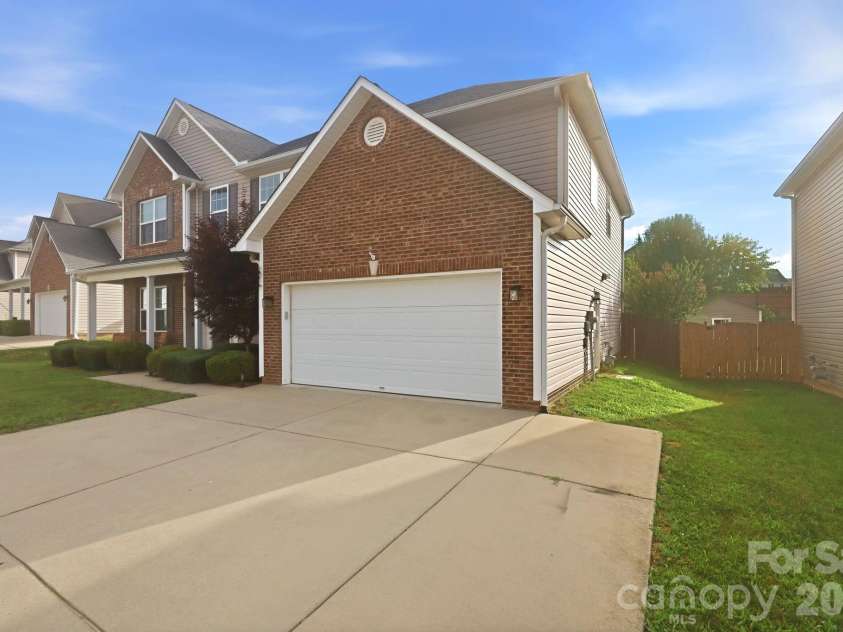 197 Roanoke Road, Fletcher, NC 28732.  MLS# CAR4399484, YatesRealty ID 10767. 
