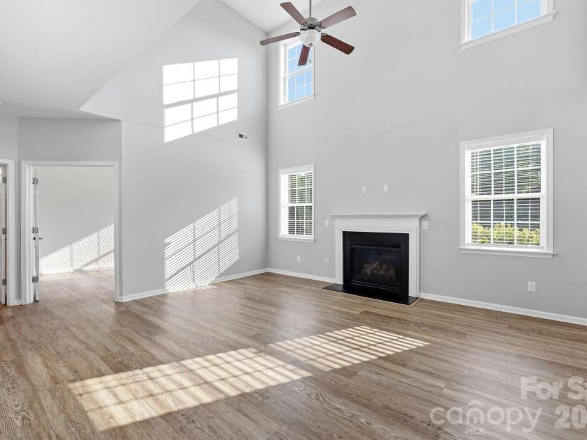 197 Roanoke Road, Fletcher, NC 28732.  MLS# CAR4399484, YatesRealty ID 10767. Great room