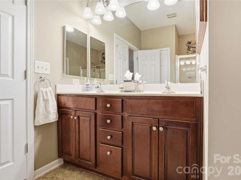 335 Garnet Court, Fort Mill, SC 29708.  MLS# CAR4334059, YatesRealty ID 10769. 