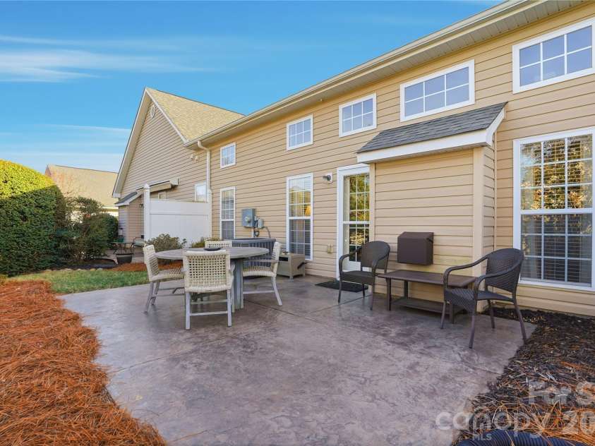 335 Garnet Court, Fort Mill, SC 29708.  MLS# CAR4334059, YatesRealty ID 10769. 
