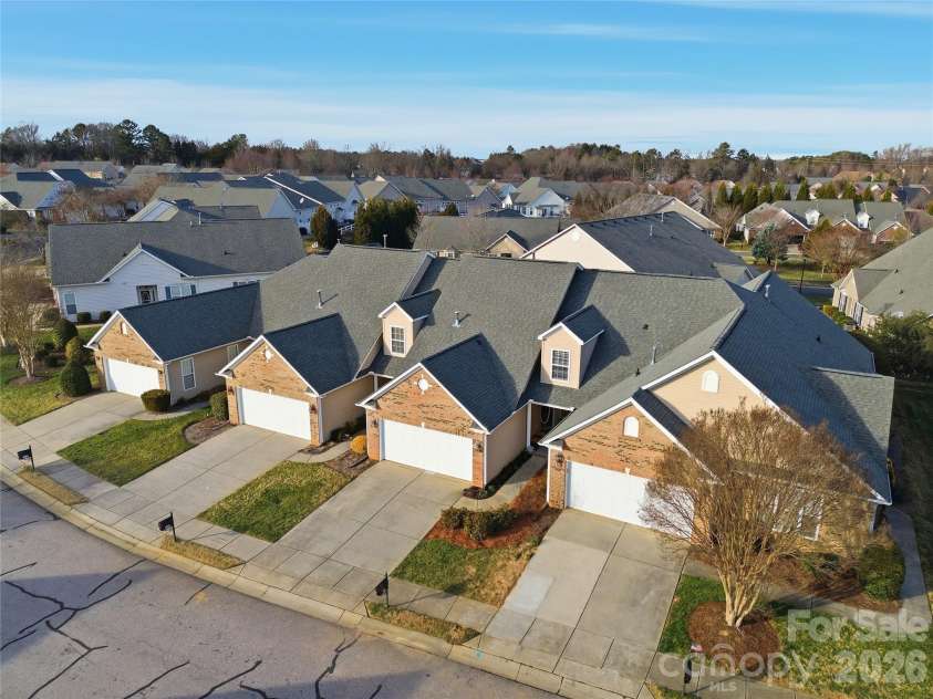 335 Garnet Court, Fort Mill, SC 29708.  MLS# CAR4334059, YatesRealty ID 10769. 