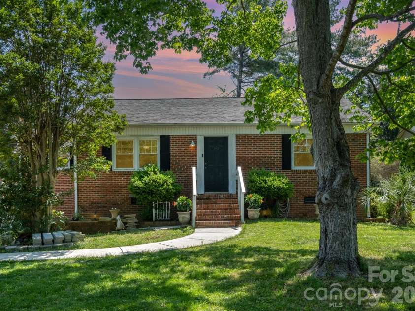 145 Driftwood Drive, Mooresville, NC 28117.  MLS# CAR4253842, YatesRealty ID 10771. Home sweet home