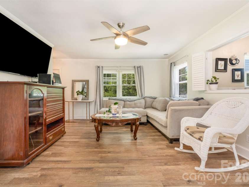 145 Driftwood Drive, Mooresville, NC 28117.  MLS# CAR4253842, YatesRealty ID 10771. Living room