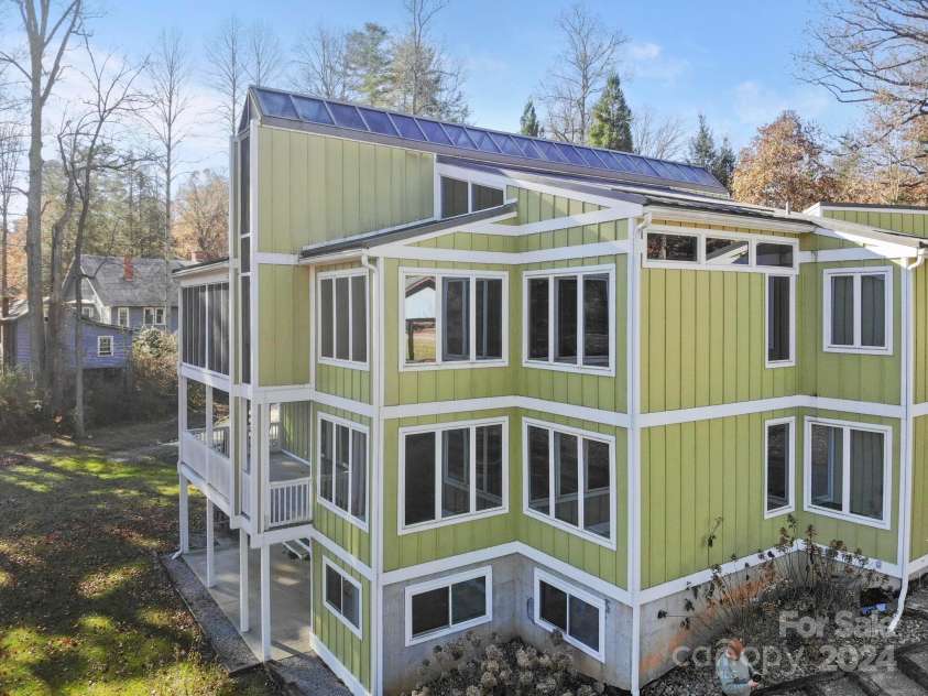 78 Assembly Drive, Flat Rock, NC 28731.  MLS# CAR4084810, YatesRealty ID 10772. 