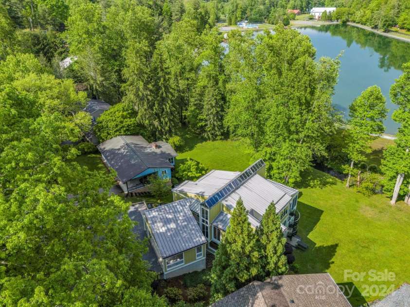 78 Assembly Drive, Flat Rock, NC 28731.  MLS# CAR4084810, YatesRealty ID 10772. 