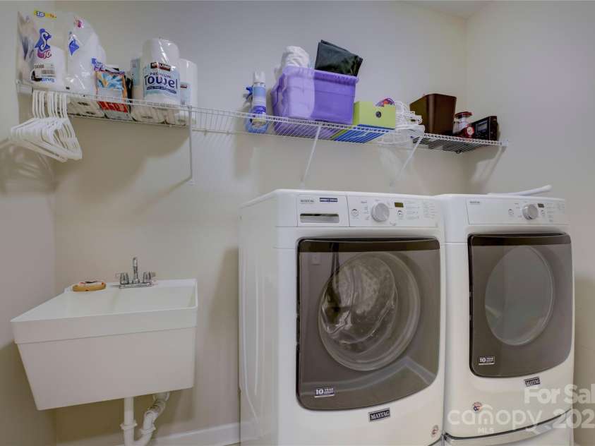 17627 Caddy Court, Charlotte, NC 28278.  MLS# CAR4209219, YatesRealty ID 10773. 