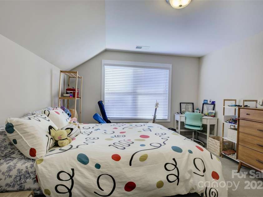 17627 Caddy Court, Charlotte, NC 28278.  MLS# CAR4209219, YatesRealty ID 10773. 