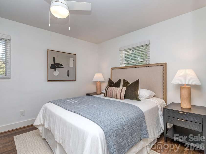 609 Cooper Drive, Charlotte, NC 28210.  MLS# CAR4365650, YatesRealty ID 10774. 