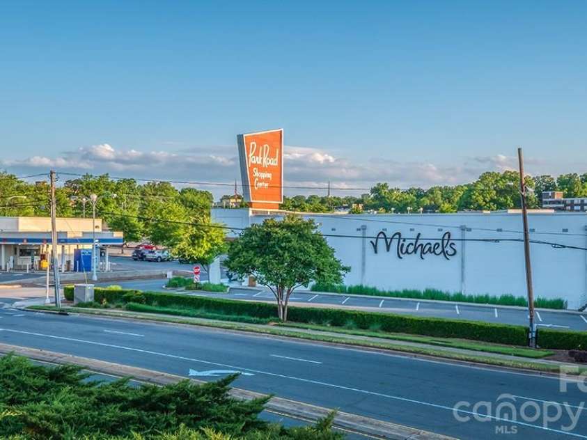 609 Cooper Drive, Charlotte, NC 28210.  MLS# CAR4365650, YatesRealty ID 10774. 