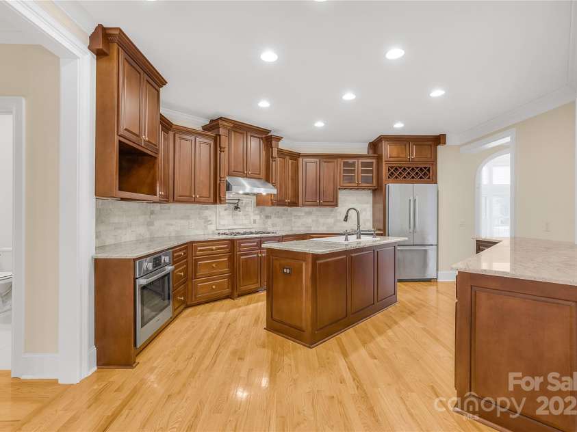 4 Royal Vista Way, Granite Falls, NC 28630.  MLS# CAR4158694, YatesRealty ID 10775. 