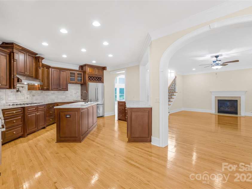 4 Royal Vista Way, Granite Falls, NC 28630.  MLS# CAR4158694, YatesRealty ID 10775. 