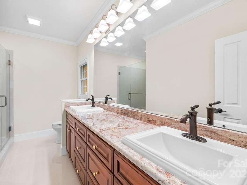 4 Royal Vista Way, Granite Falls, NC 28630.  MLS# CAR4158694, YatesRealty ID 10775. 