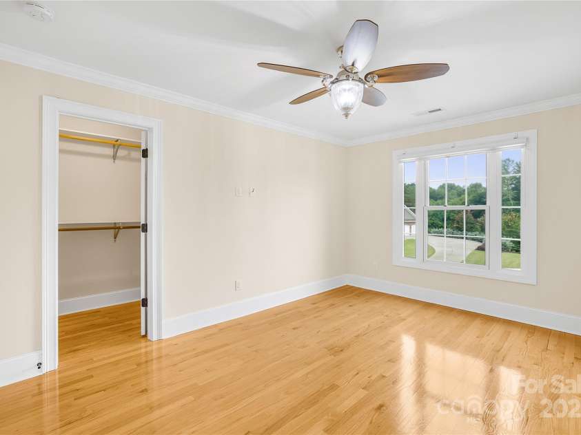 4 Royal Vista Way, Granite Falls, NC 28630.  MLS# CAR4158694, YatesRealty ID 10775. 