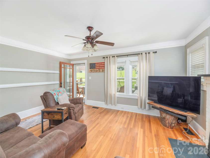 4896 Dutch Cove Road, Canton, NC 28716.  MLS# CAR4364484, YatesRealty ID 10776. 