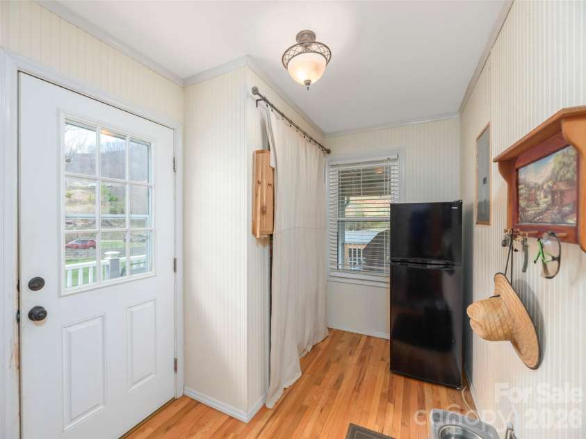 4896 Dutch Cove Road, Canton, NC 28716.  MLS# CAR4364484, YatesRealty ID 10776. 