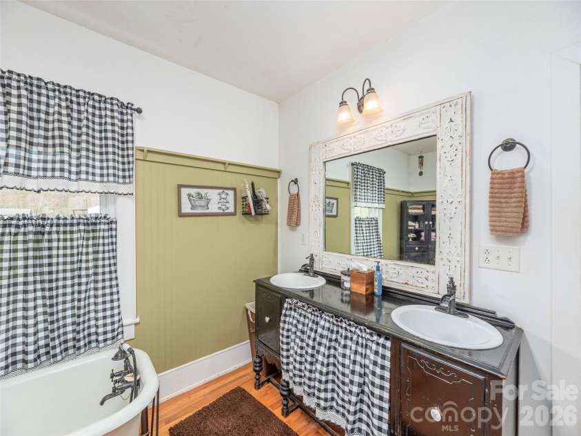 4896 Dutch Cove Road, Canton, NC 28716.  MLS# CAR4364484, YatesRealty ID 10776. 