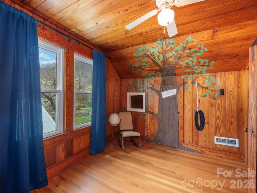 4896 Dutch Cove Road, Canton, NC 28716.  MLS# CAR4364484, YatesRealty ID 10776. 