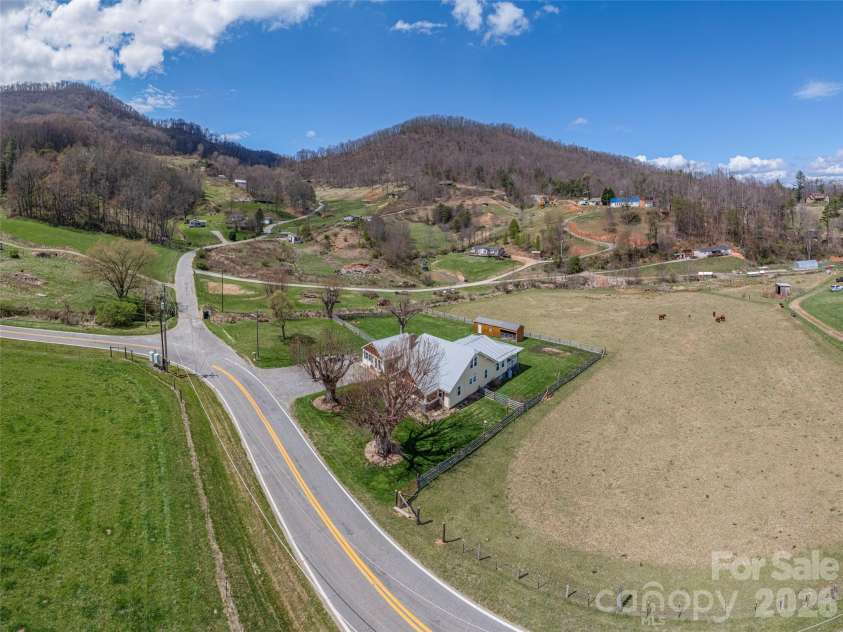 4896 Dutch Cove Road, Canton, NC 28716.  MLS# CAR4364484, YatesRealty ID 10776. 