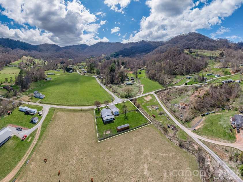 4896 Dutch Cove Road, Canton, NC 28716.  MLS# CAR4364484, YatesRealty ID 10776. 